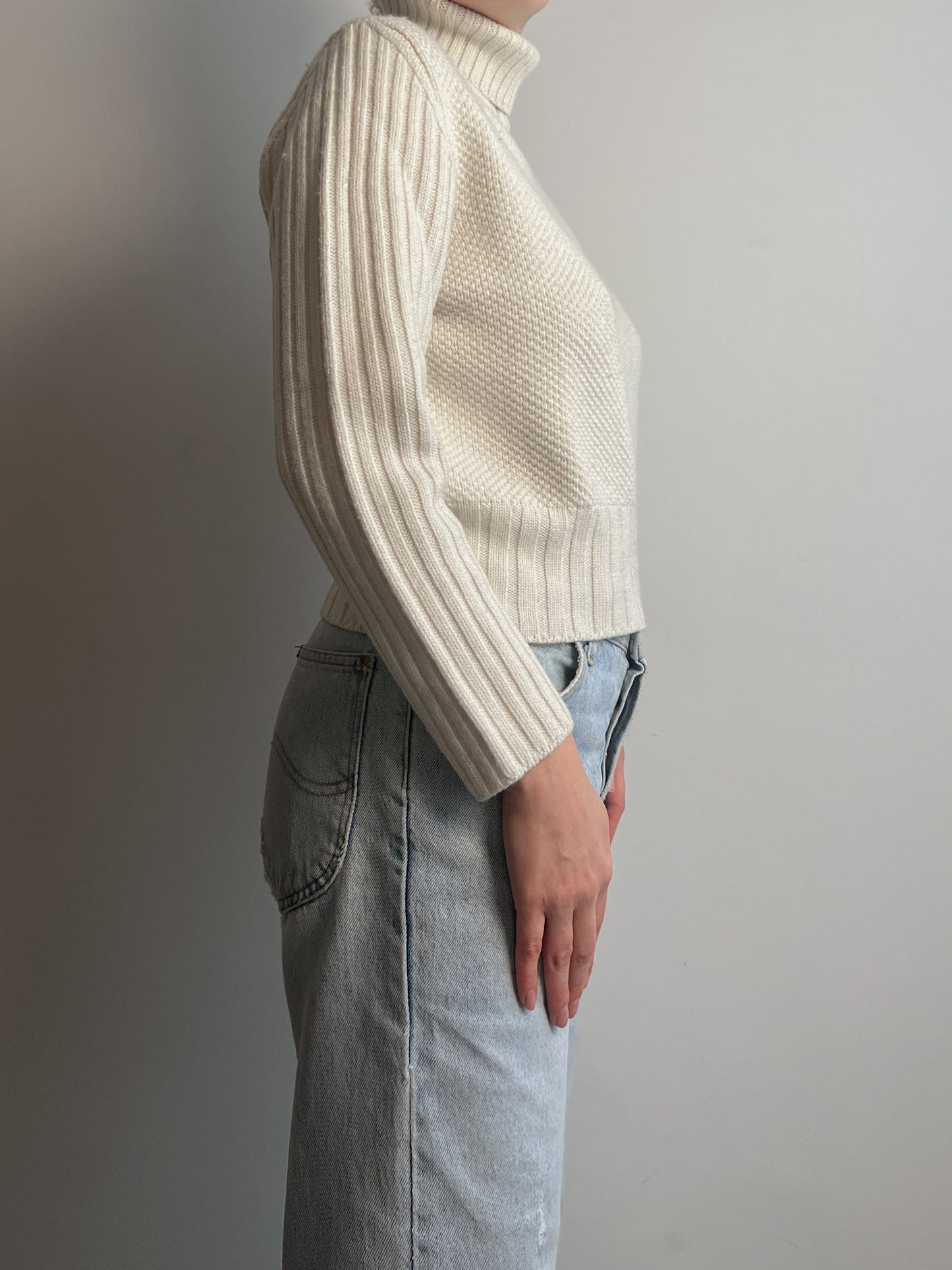 Pure wool ivory turtleneck