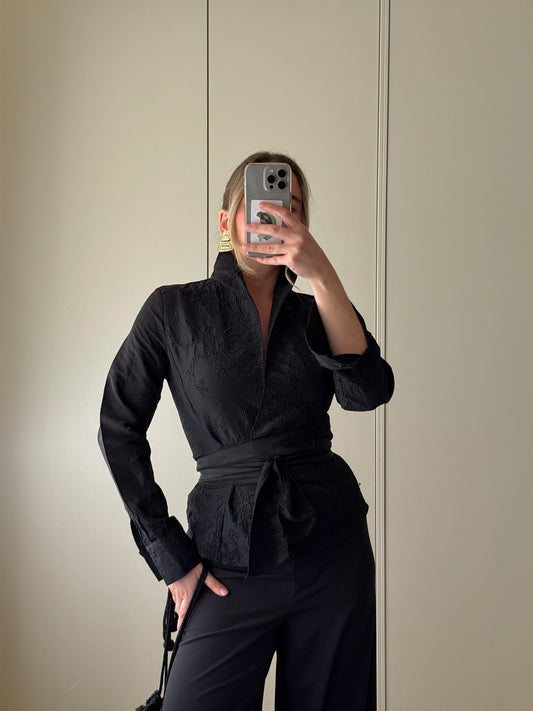 Black kimono blouse