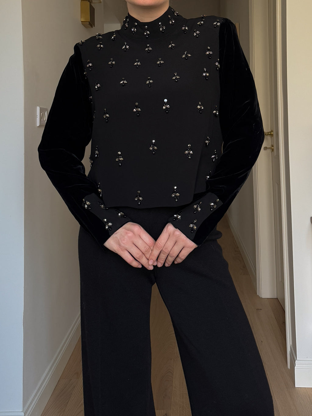Velvet and strass black blouse
