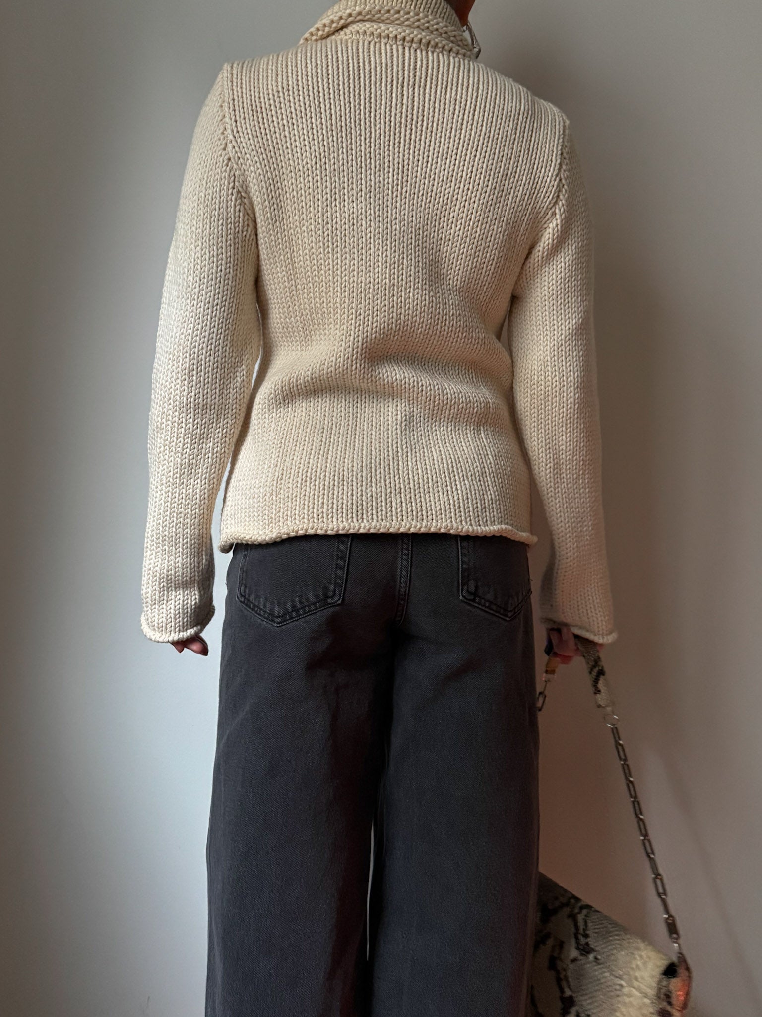 Merino wool ivory pull