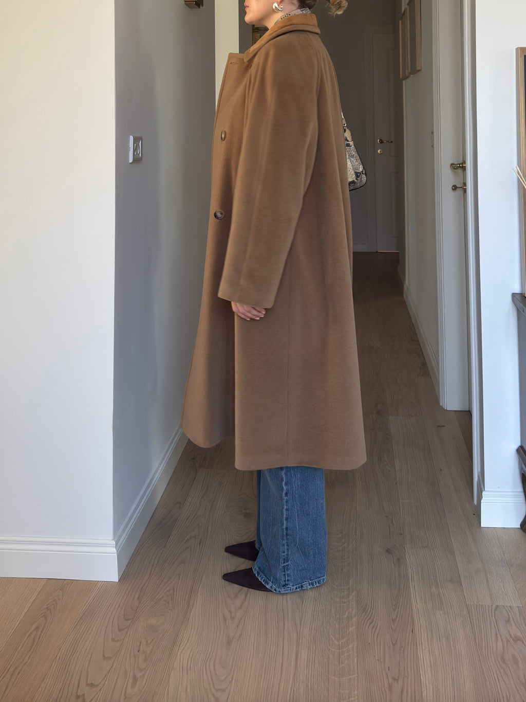 Piacenza pure wool camel coat
