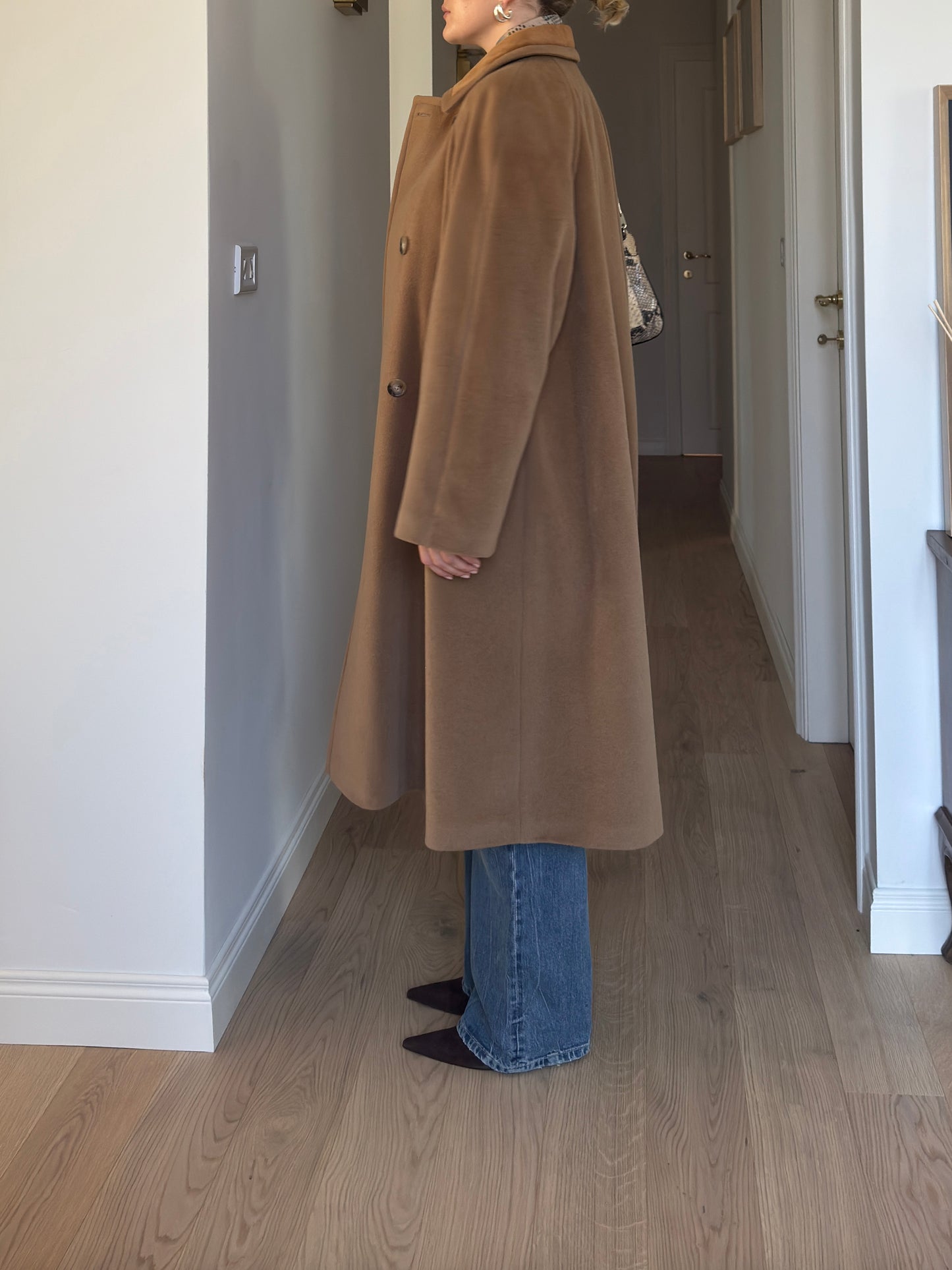 Piacenza pure wool camel coat