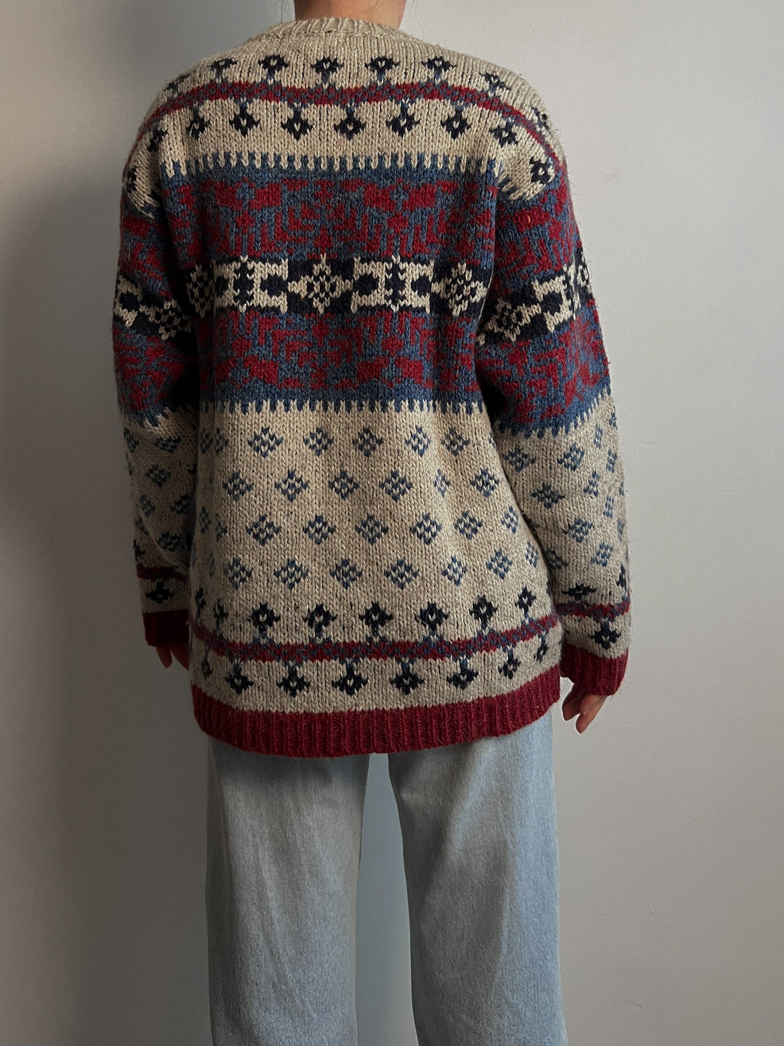Alpaca and wool pull