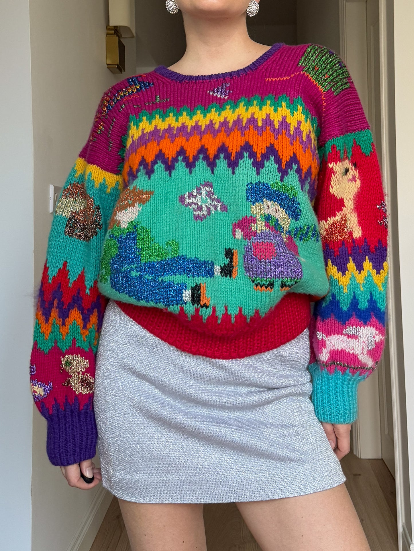 Pure wool embroidered pull