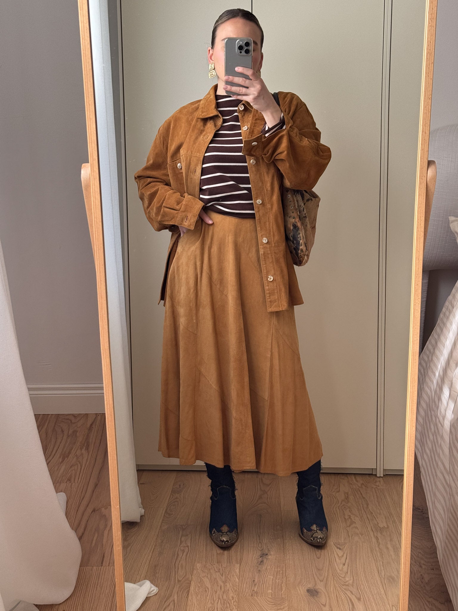 Real suede camel skirt