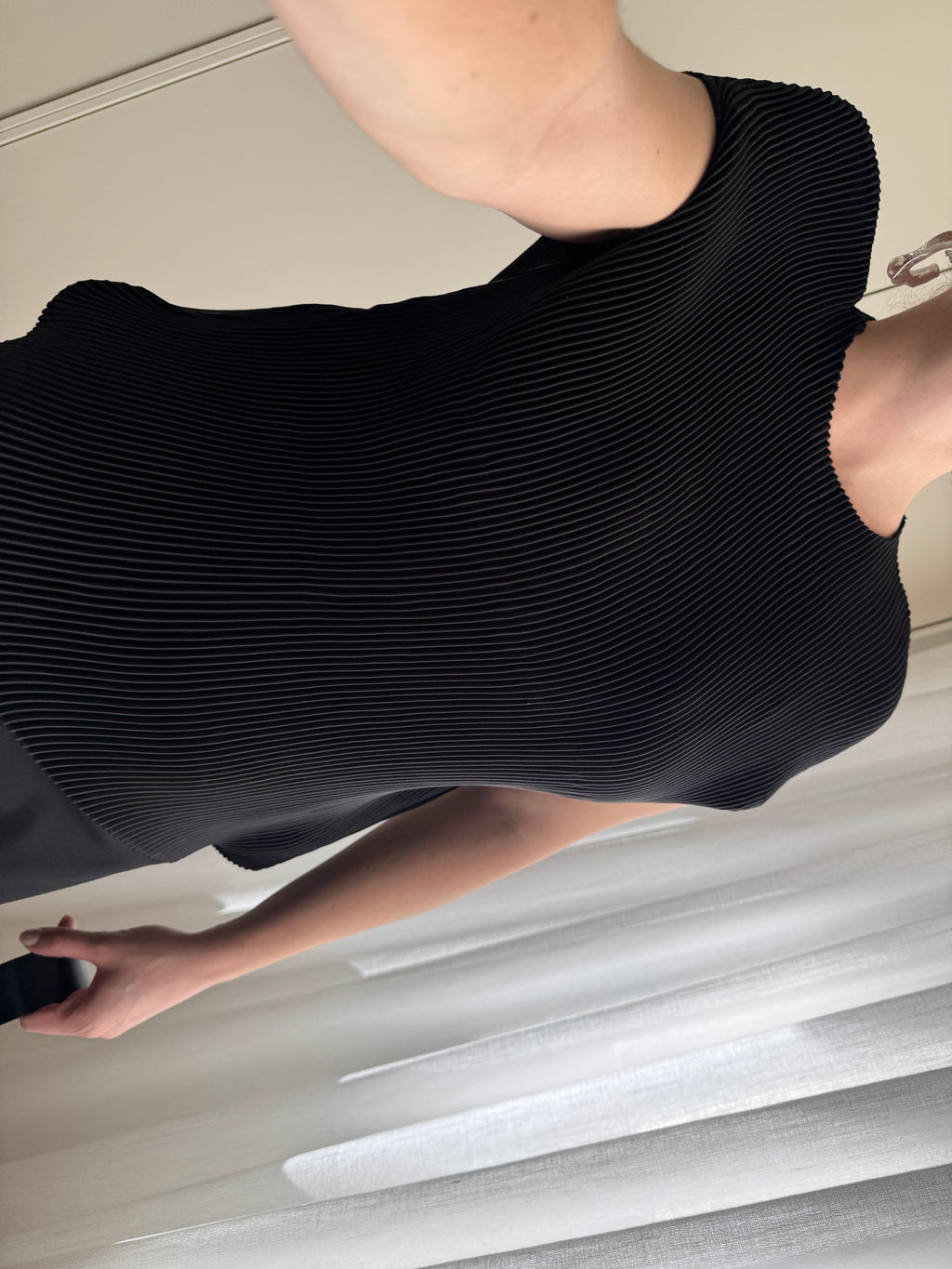 Top plissettato nero