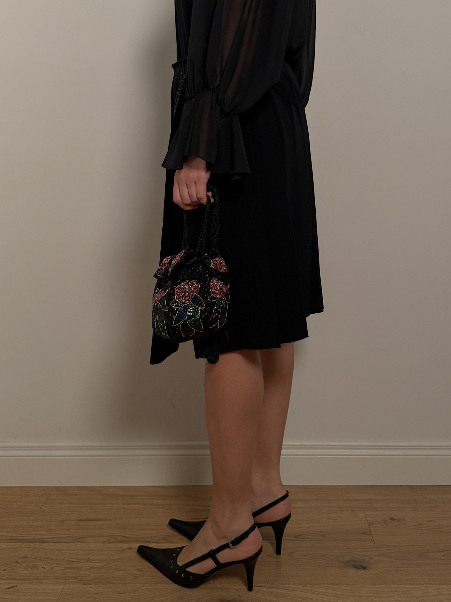 Pleated black skirt
