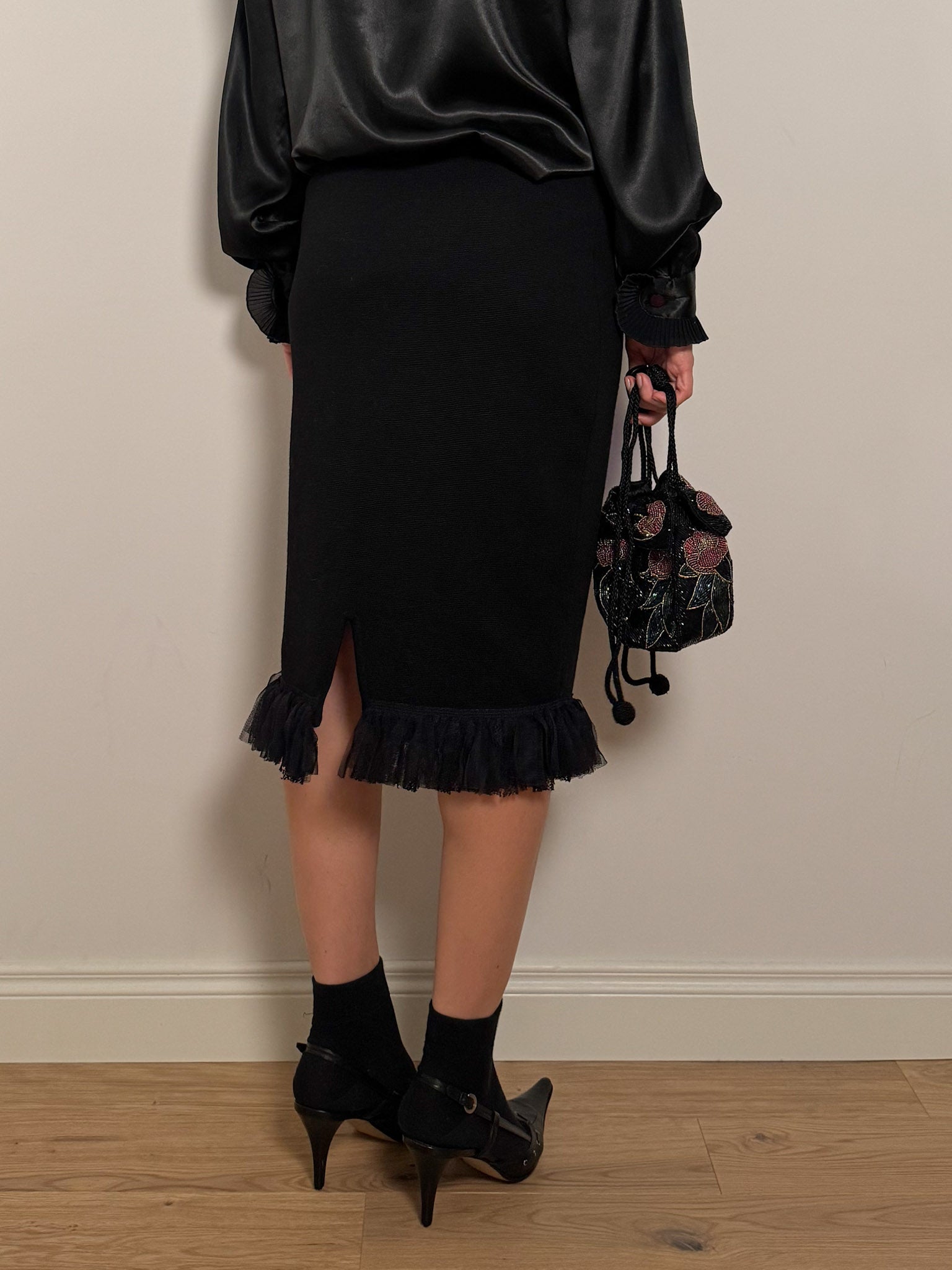 Pure wool black skirt