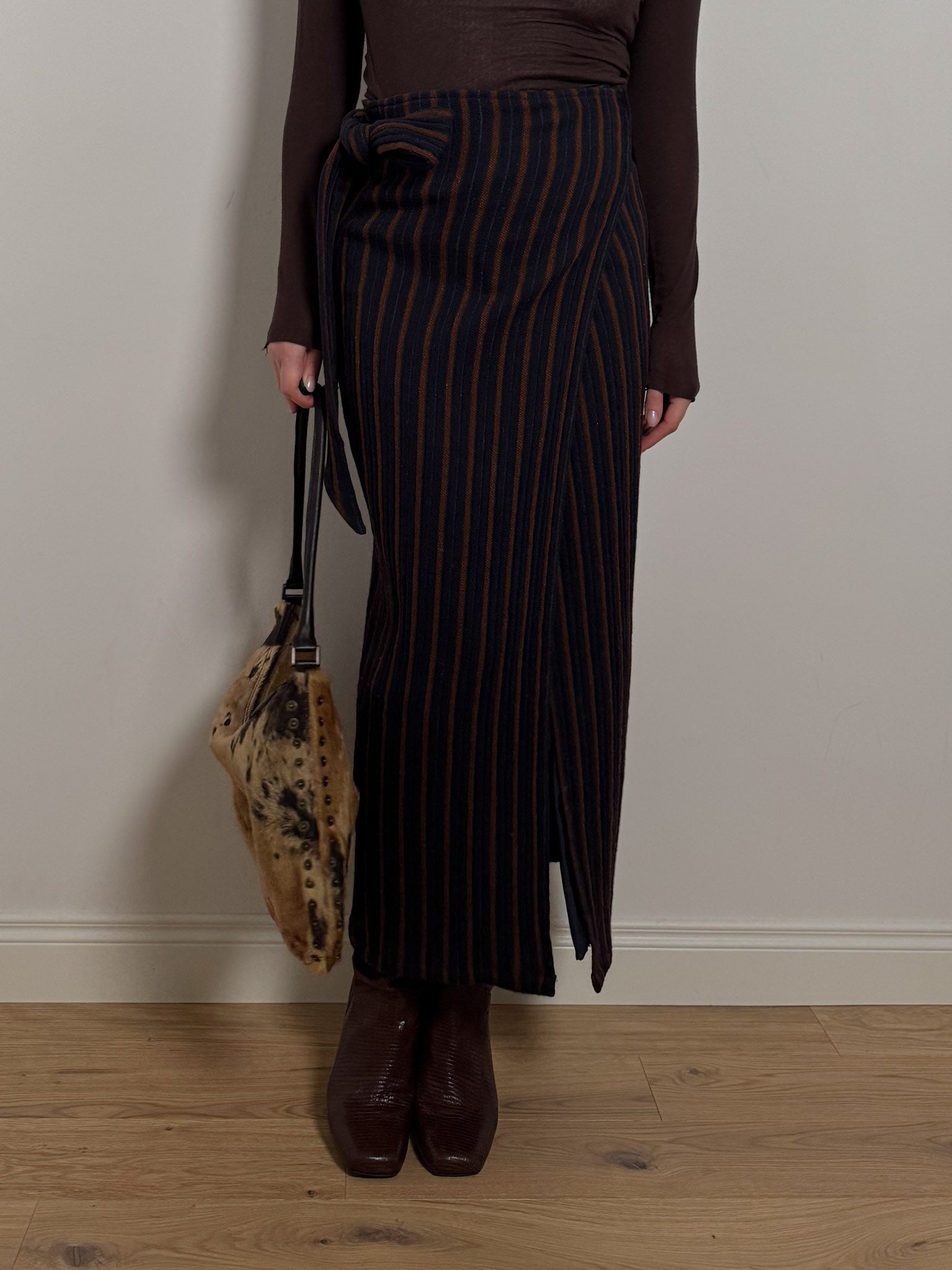 Wool and viscose striped skirt