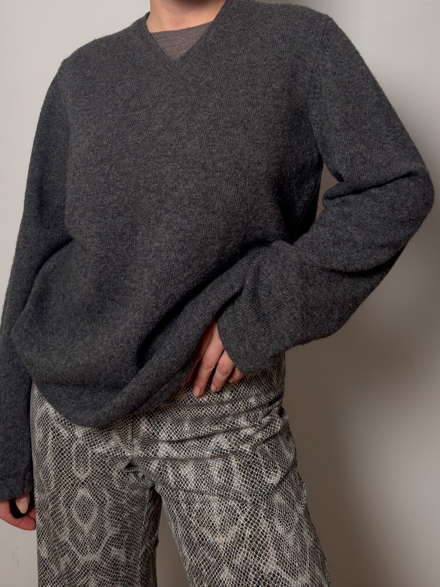 Wool grey pull