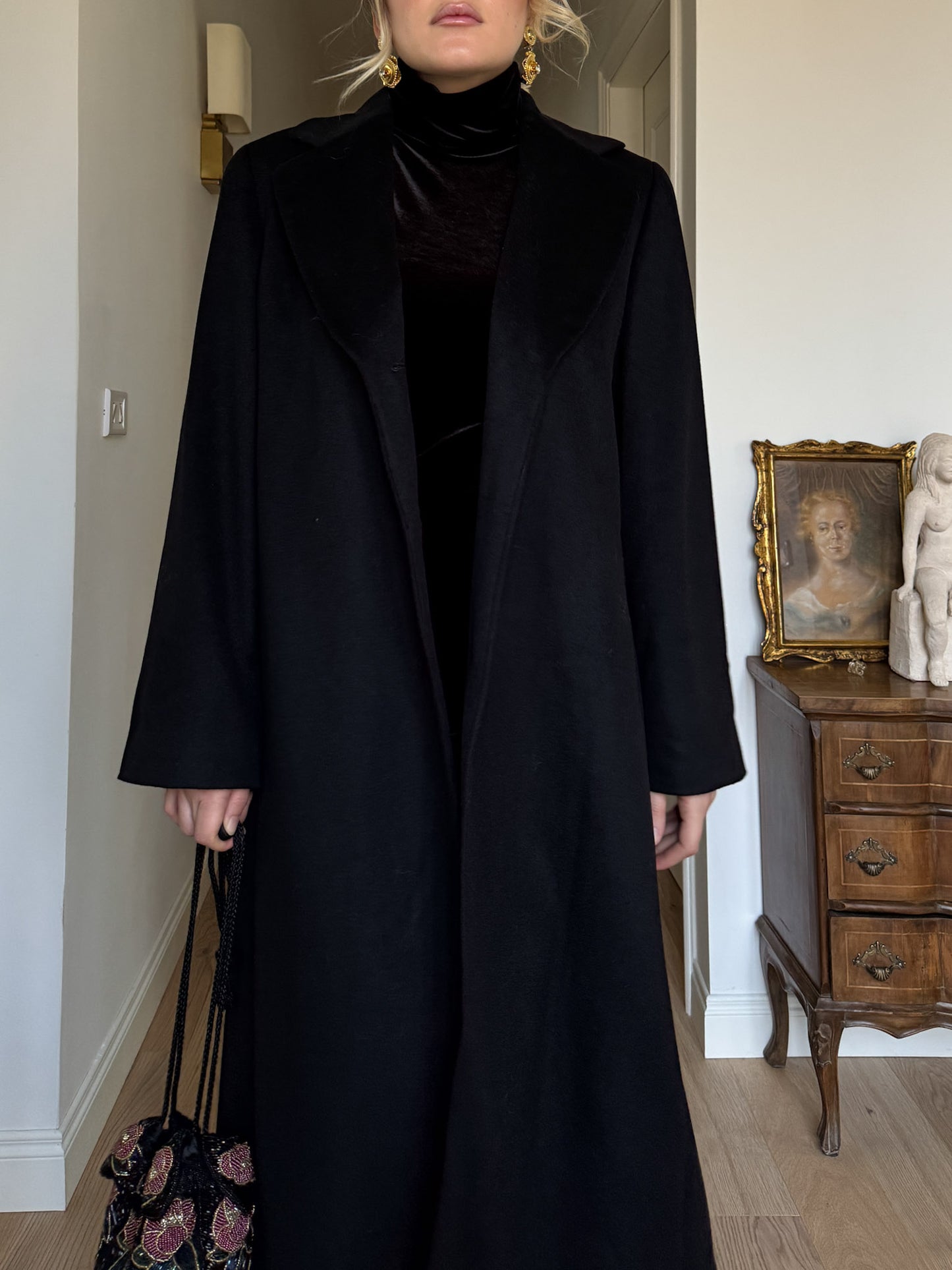 Virgin wool black coat
