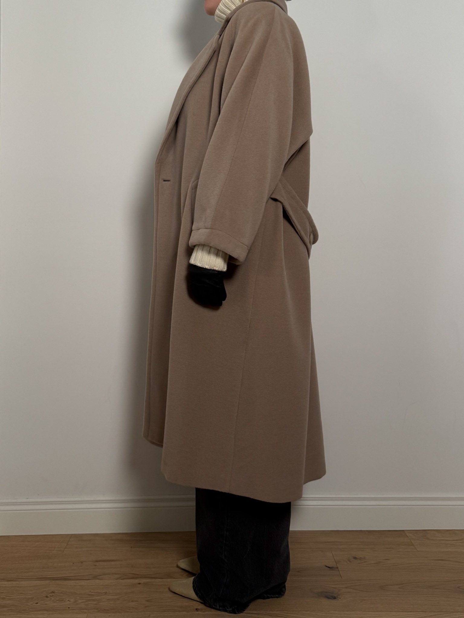 Wool and cashmere sand coat