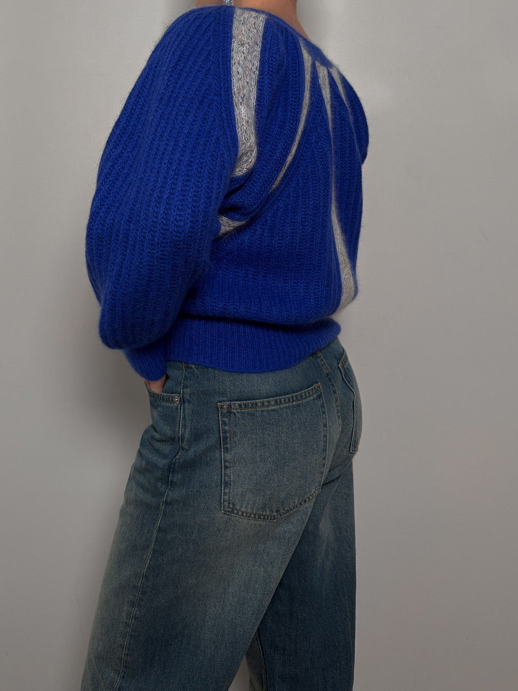 Wool and angora blue pull