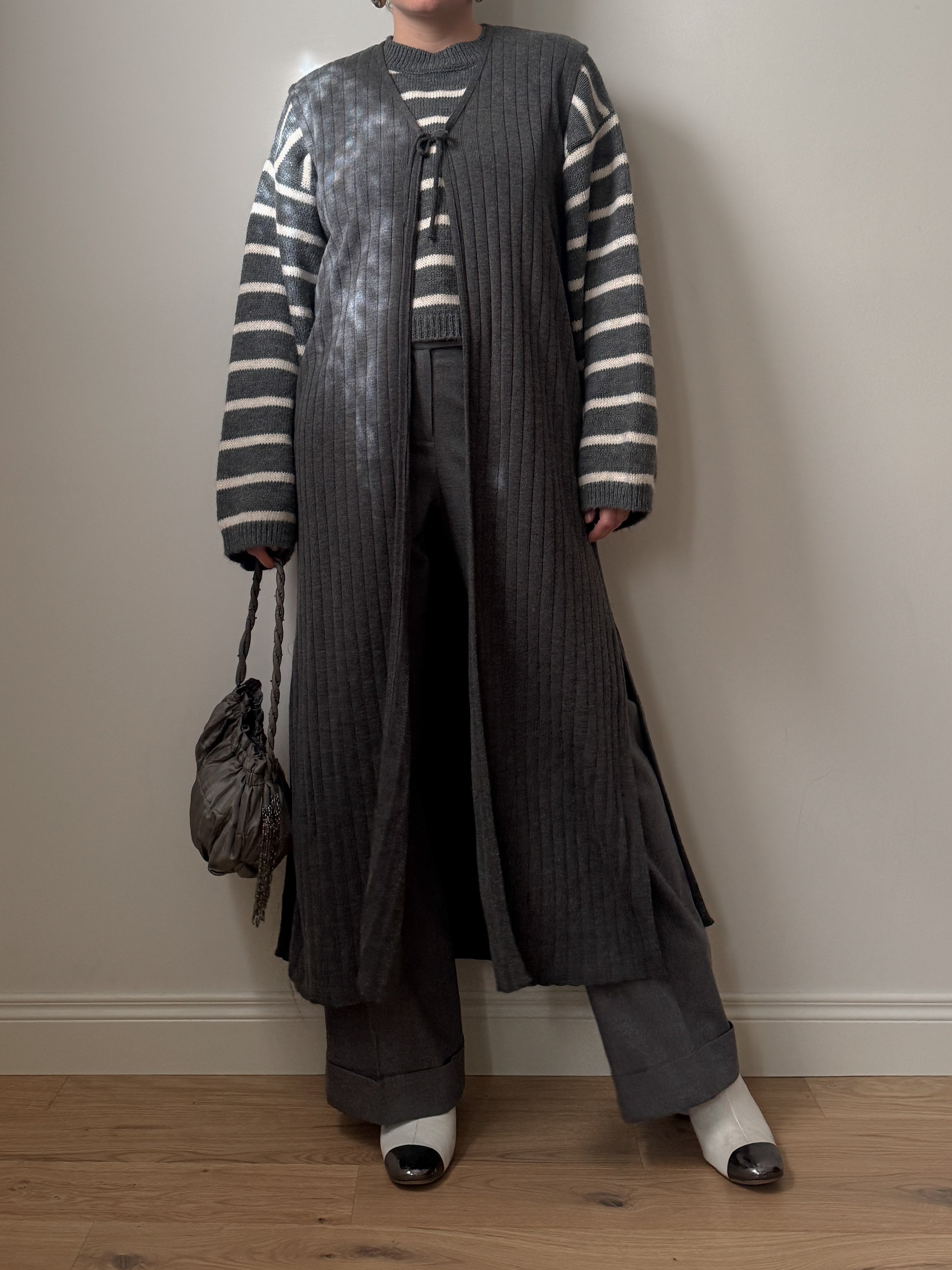 Merino wool, cashmere and wool grey vest