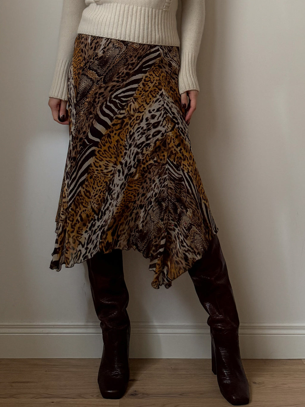 Pure viscose animalier skirt