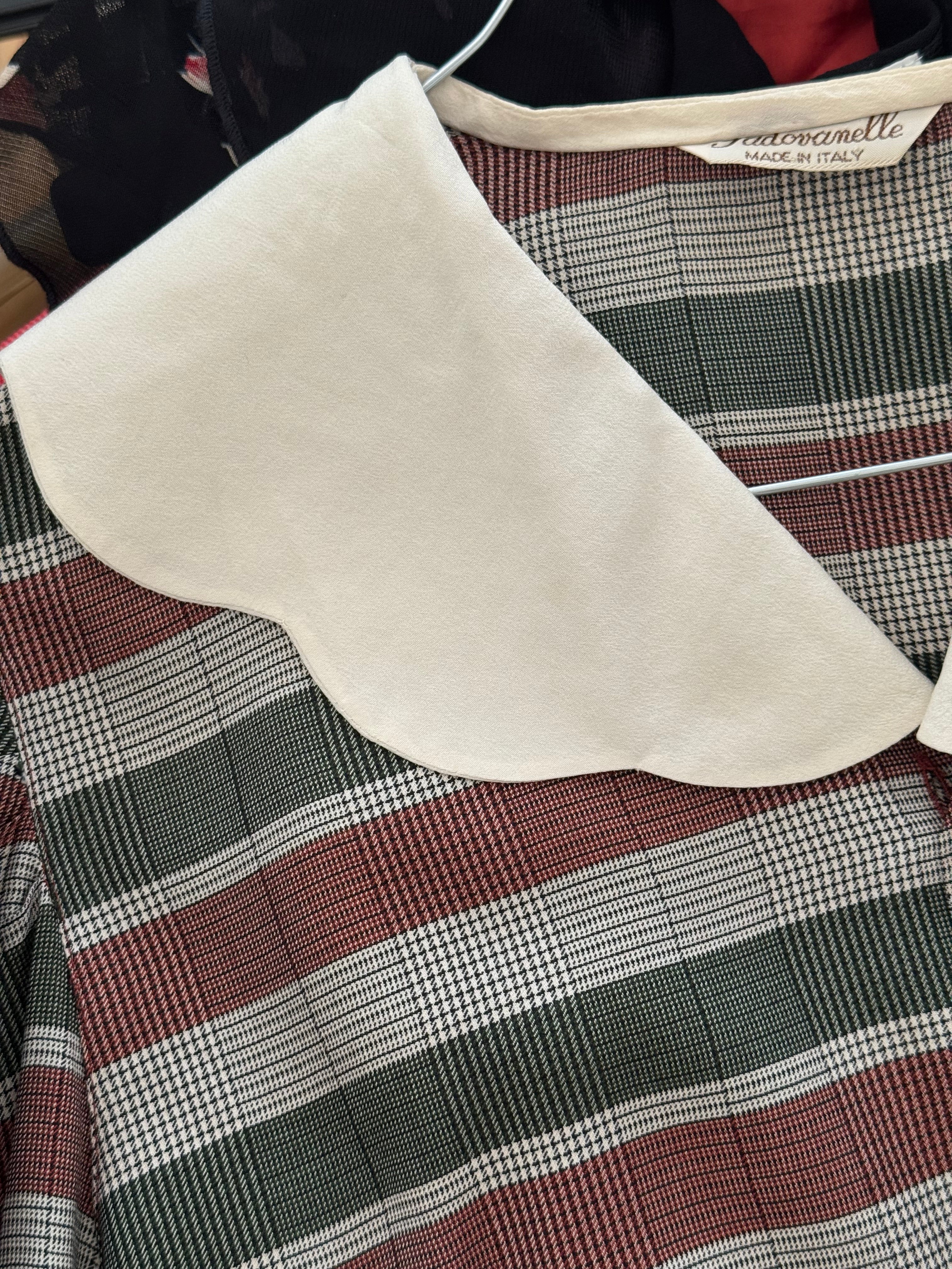 Pure silk maxi collar bouse