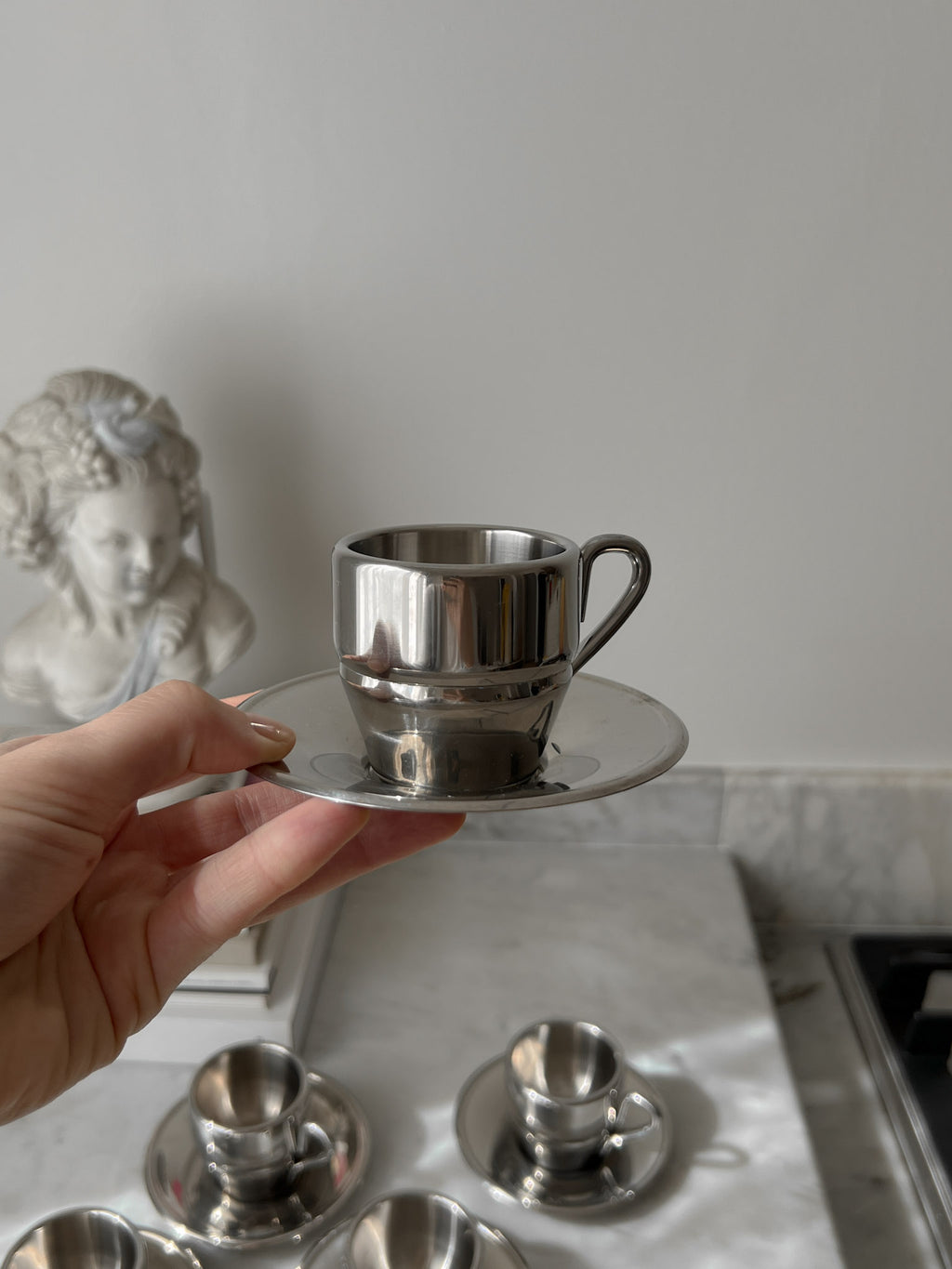 Tazzine e piattini da caffè in acciaio inox