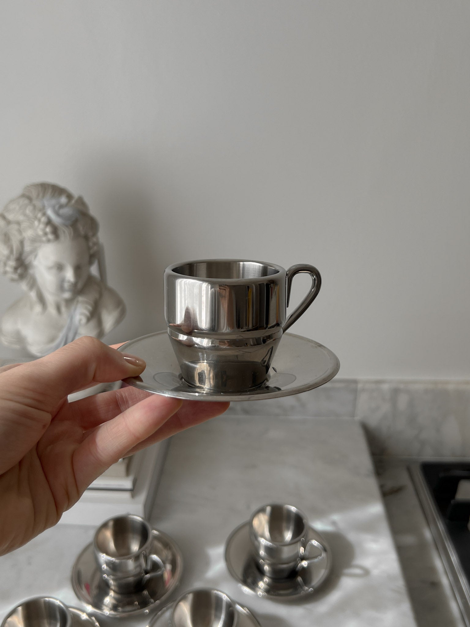 Tazzine e piattini da caffè in acciaio inox