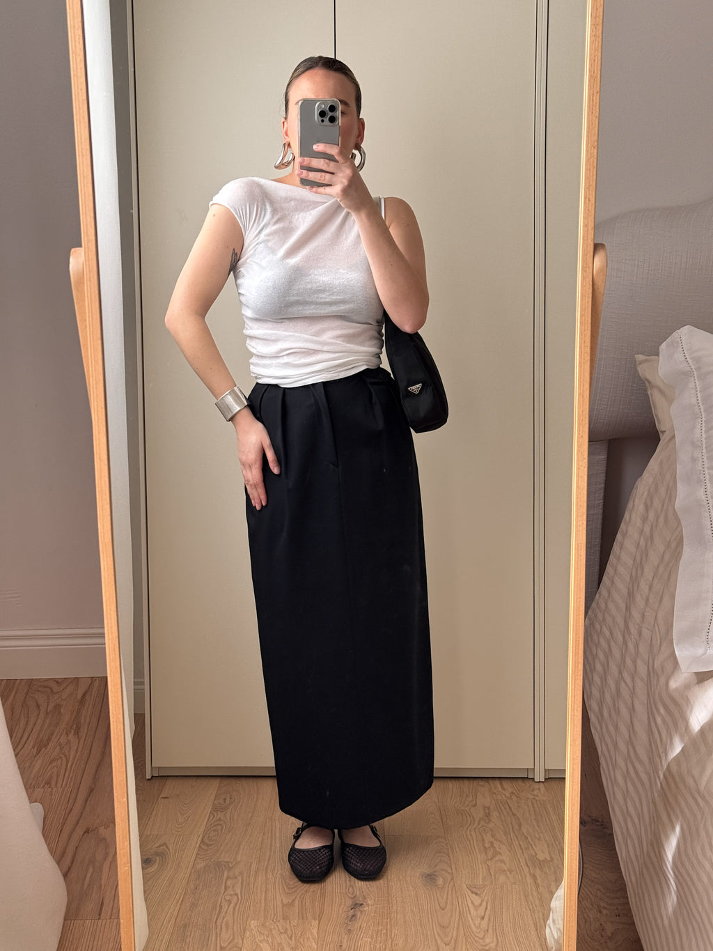 Pure virgin wool black skirt