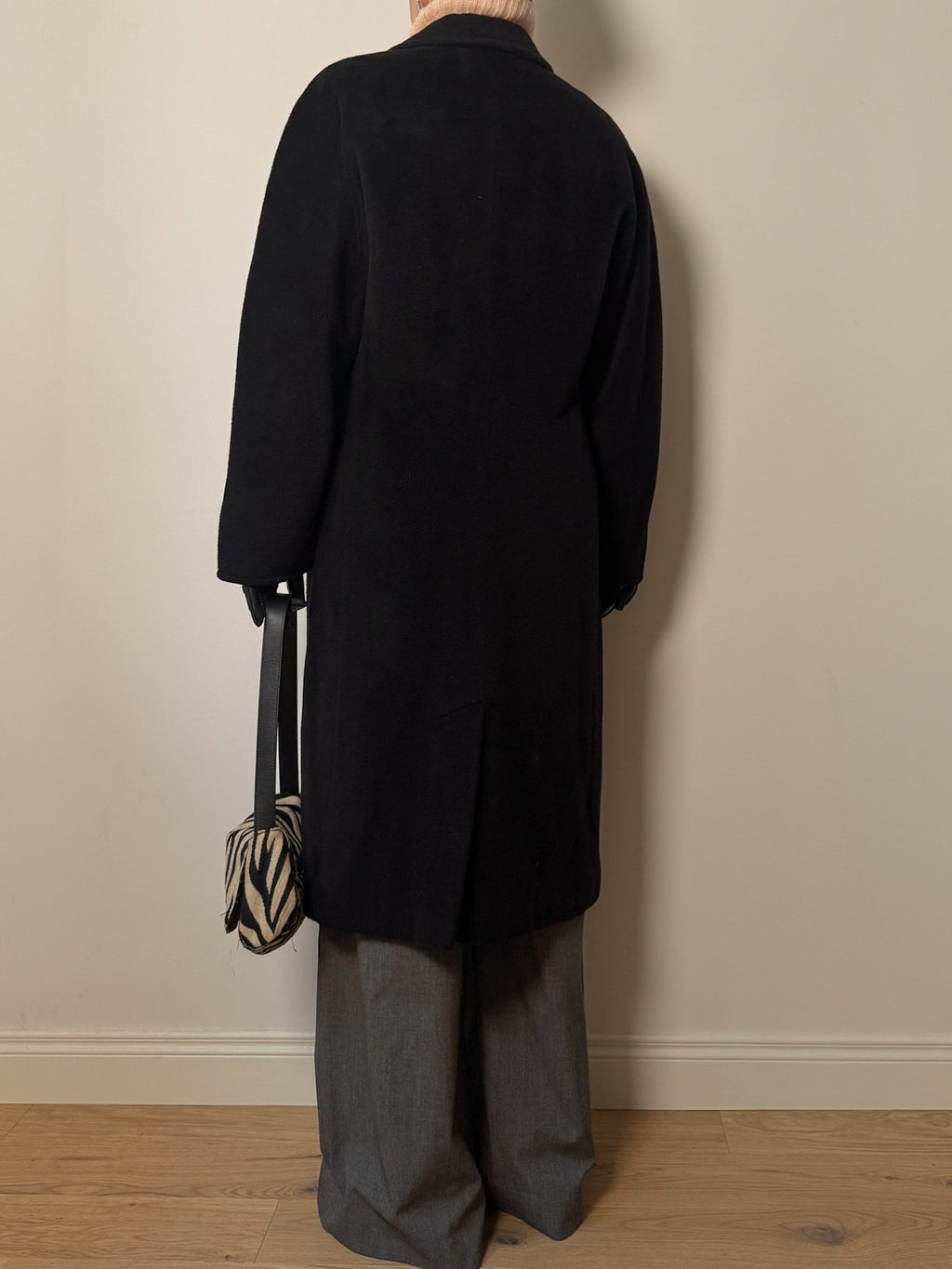 Max Mara 101801 black coat