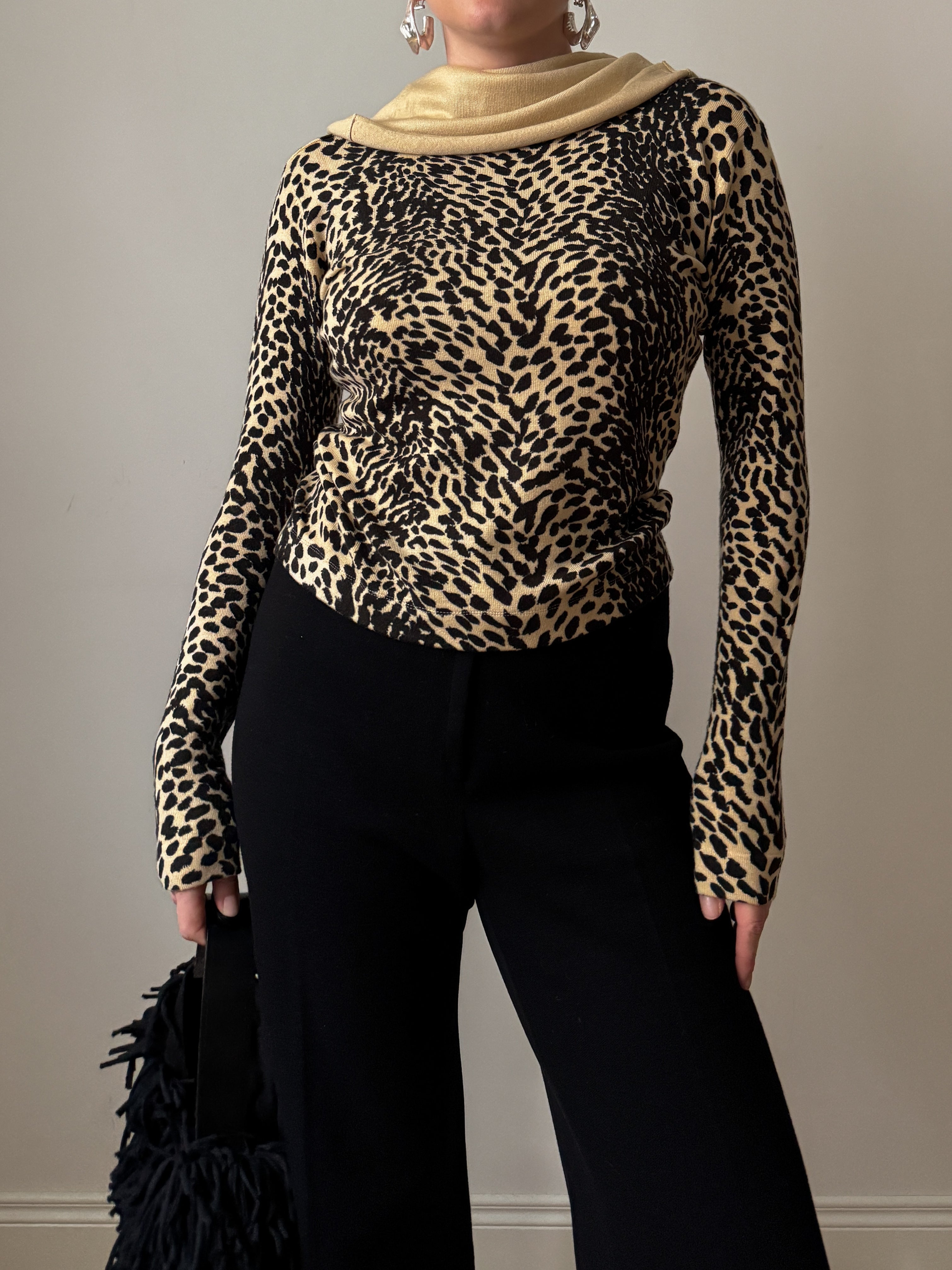 Viscose and wool animalier top