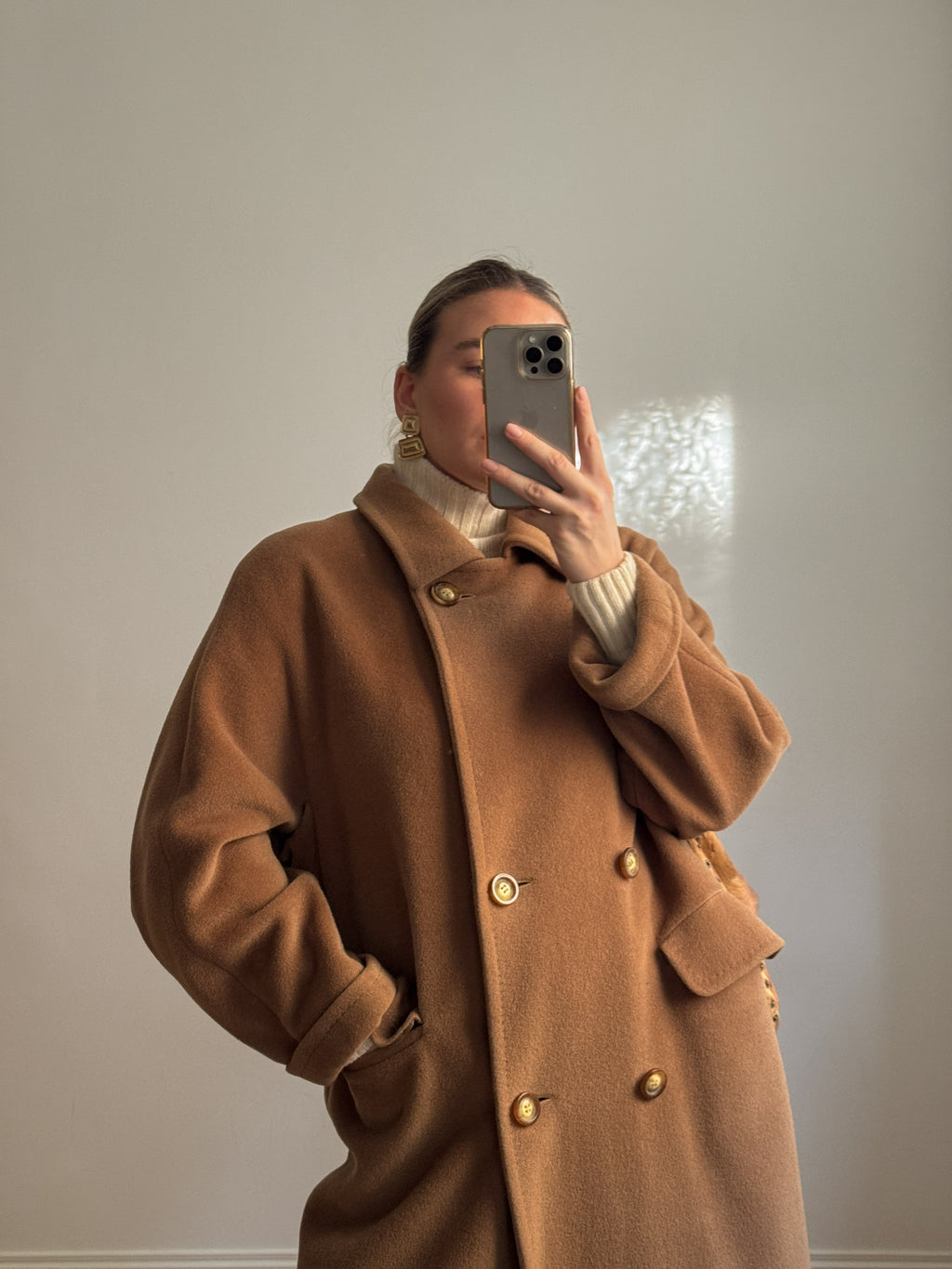 Wool and cashmere camel coat
