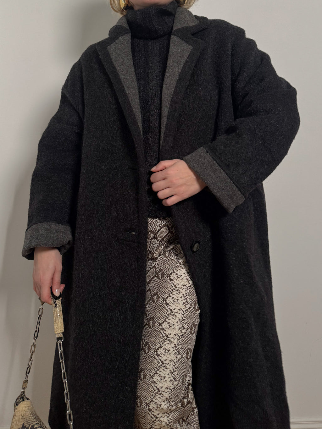 Pure wool anthracite coat