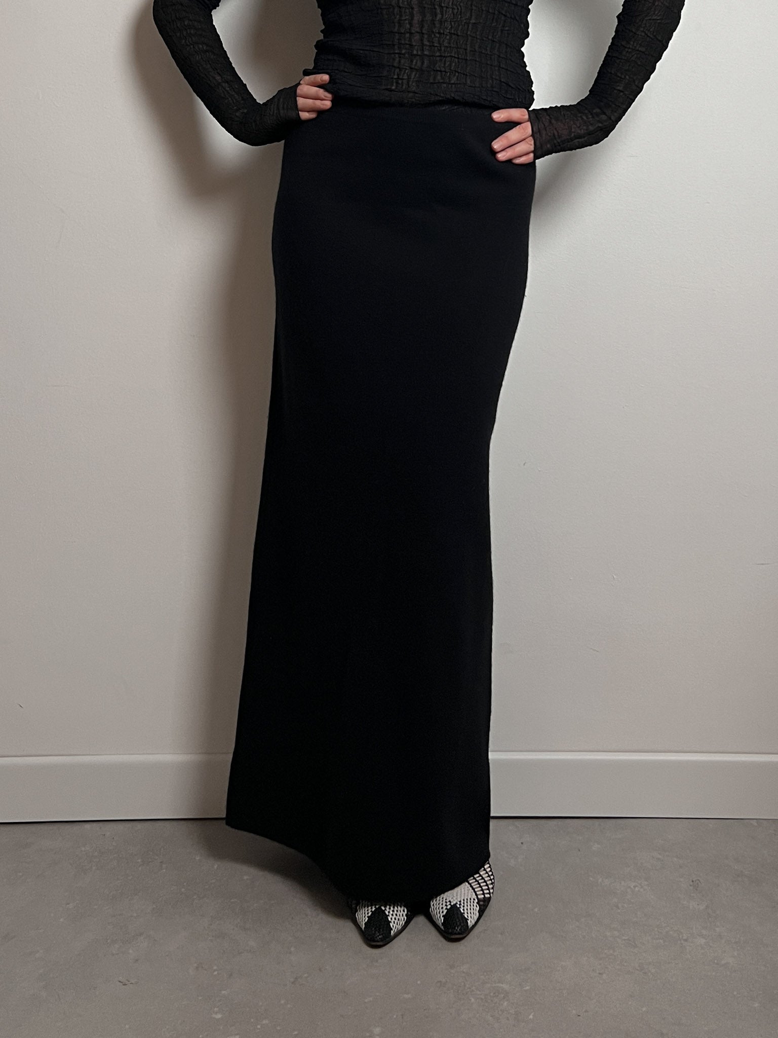 Pure merino wool black long skirt
