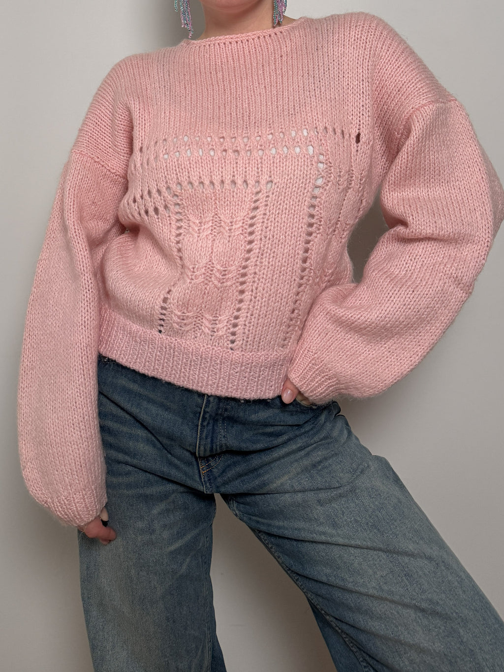 Pure wool embroidered pink pull