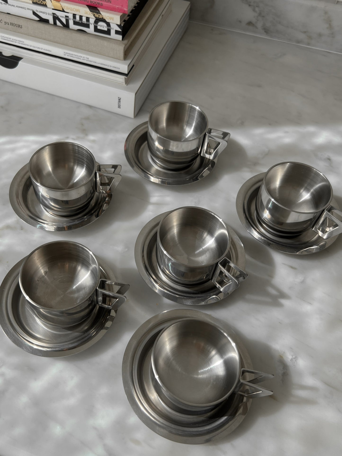 Tazzine e piattini da caffè in acciaio inox
