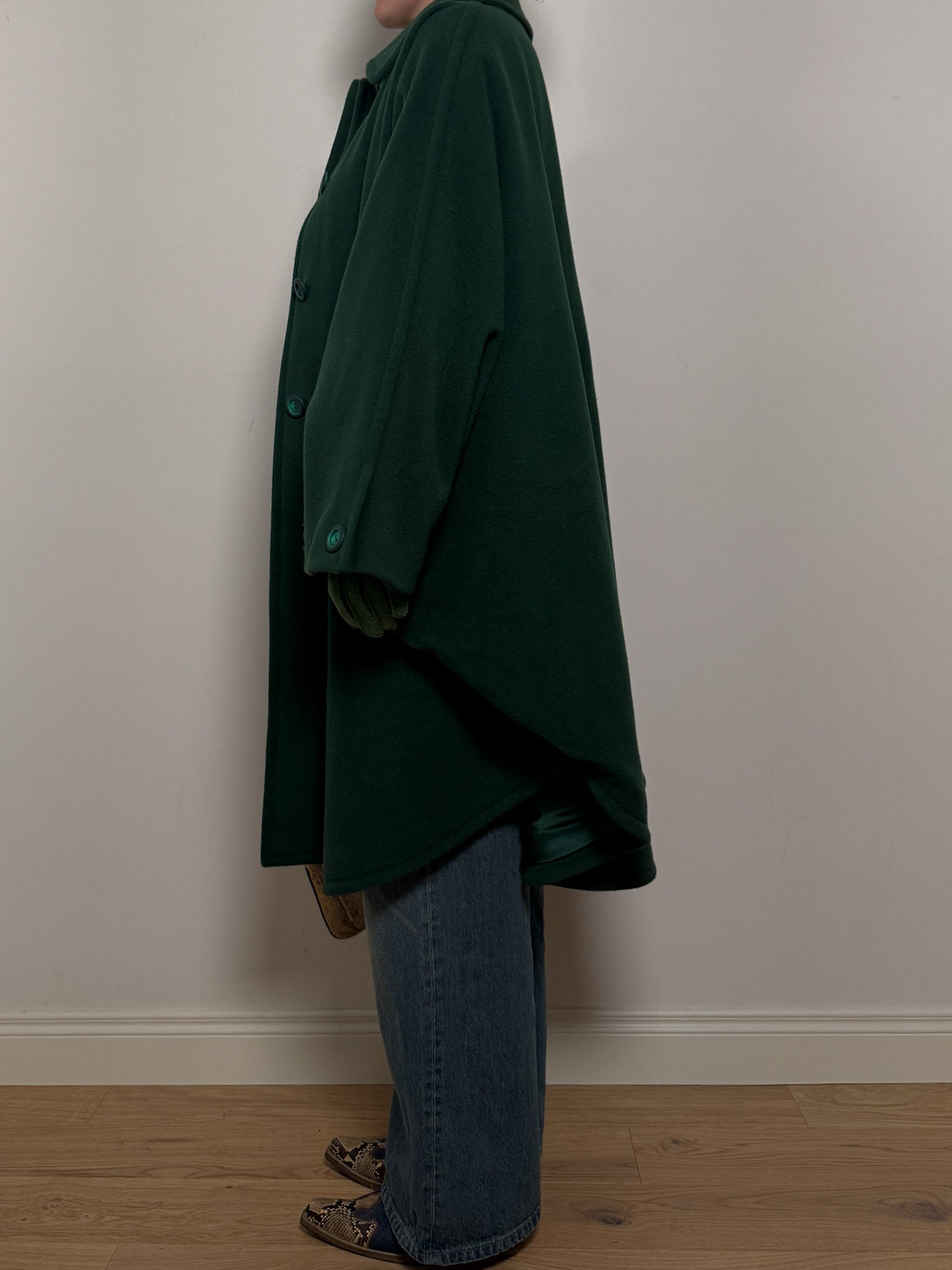 Pure wool green cloak