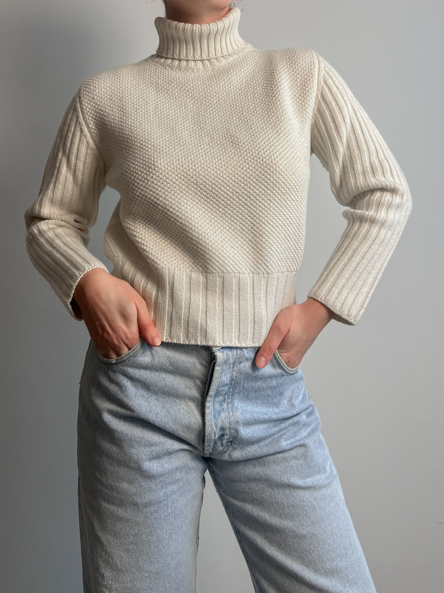 Pure wool ivory turtleneck