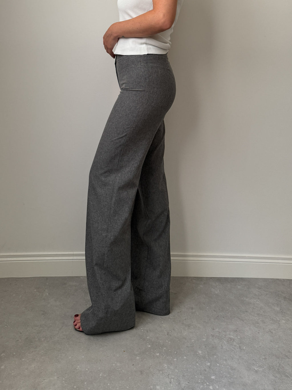 Wide leg grey pants