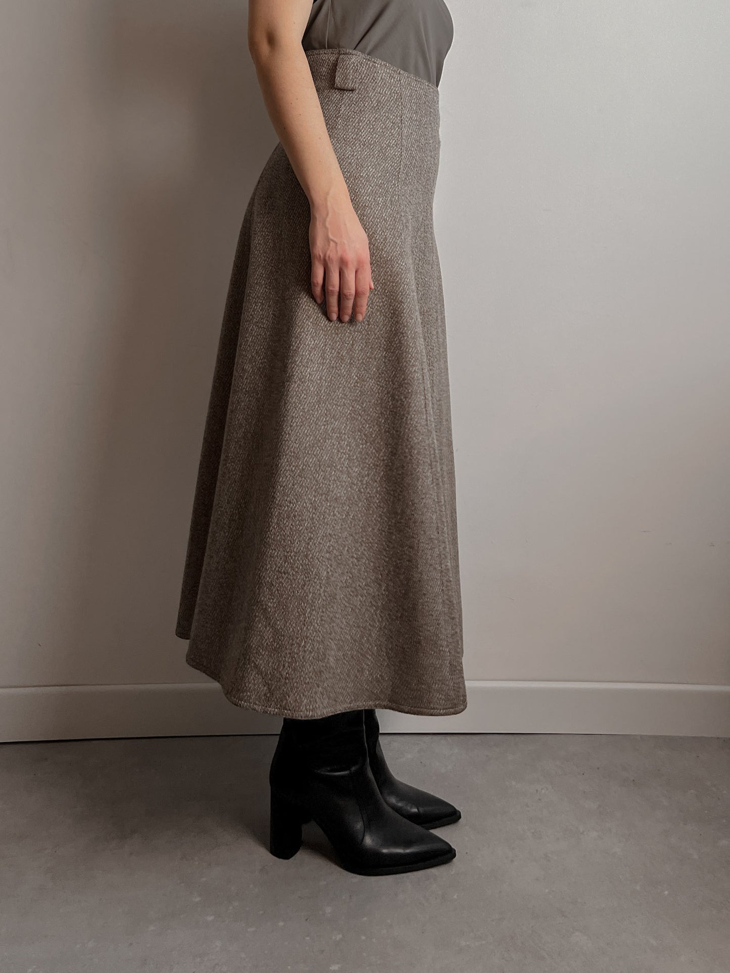 Pure virgin wool taupe long skirt