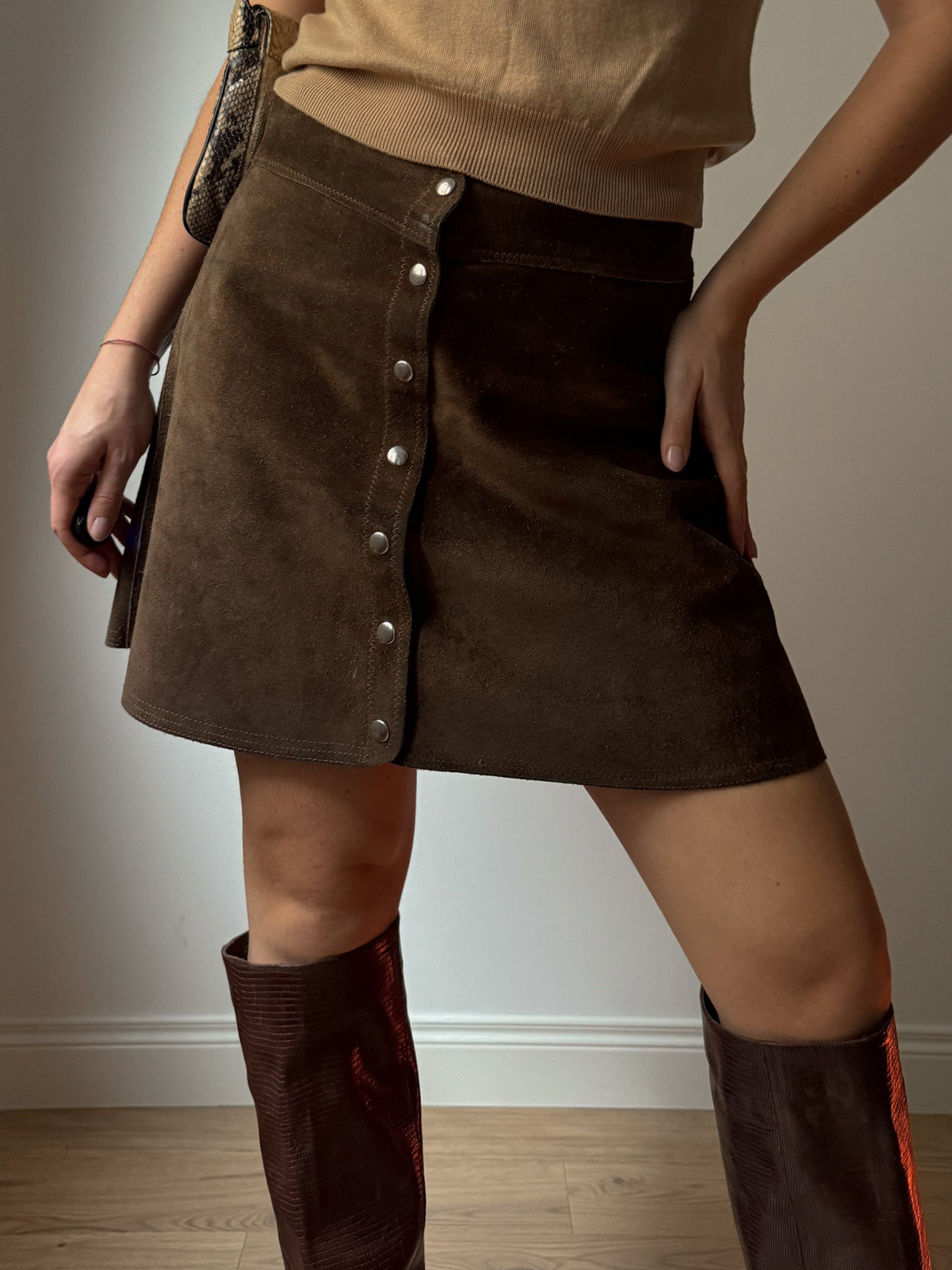Real suede mini skirt
