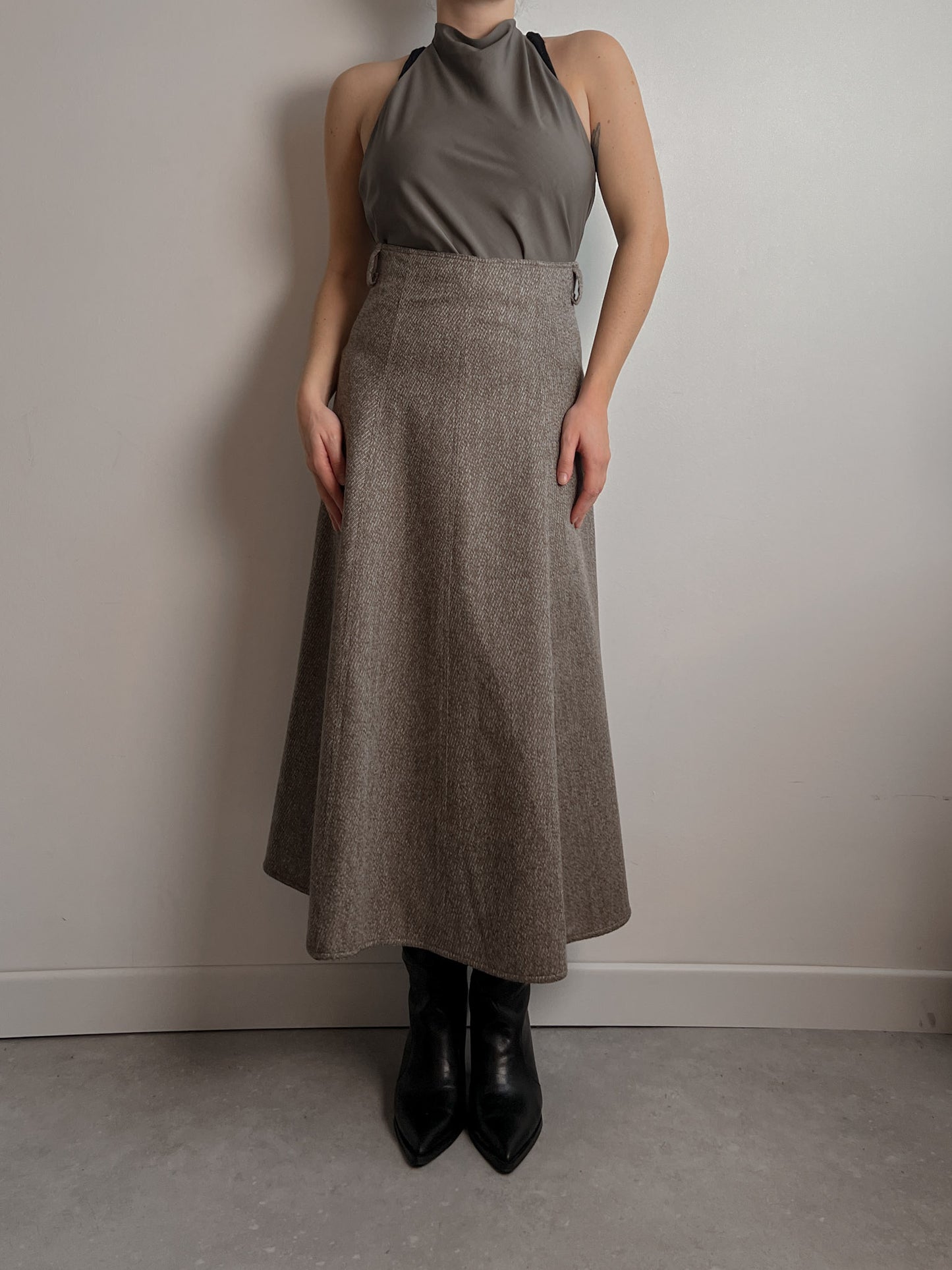 Pure virgin wool taupe long skirt