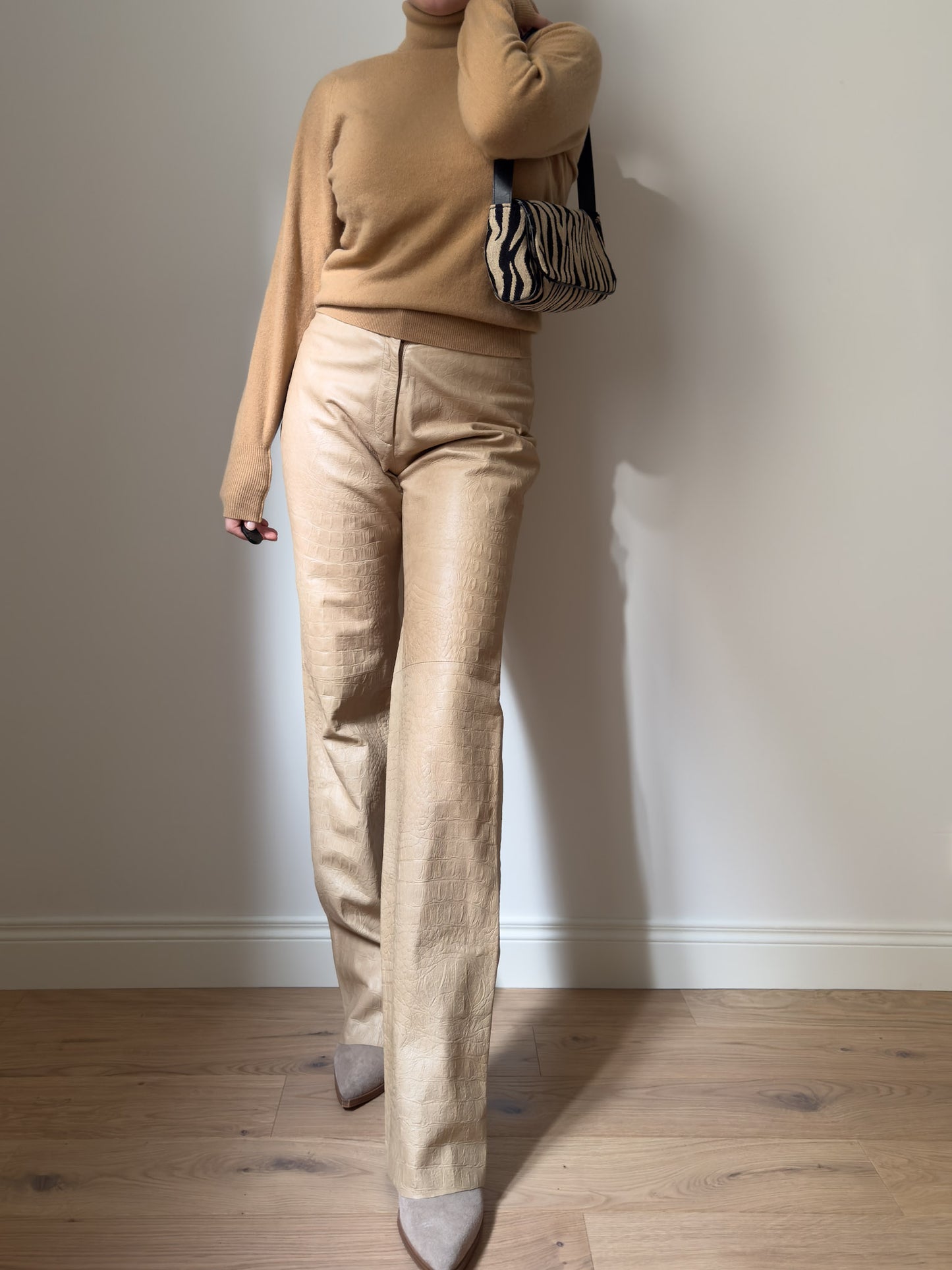 Real leather beige pants