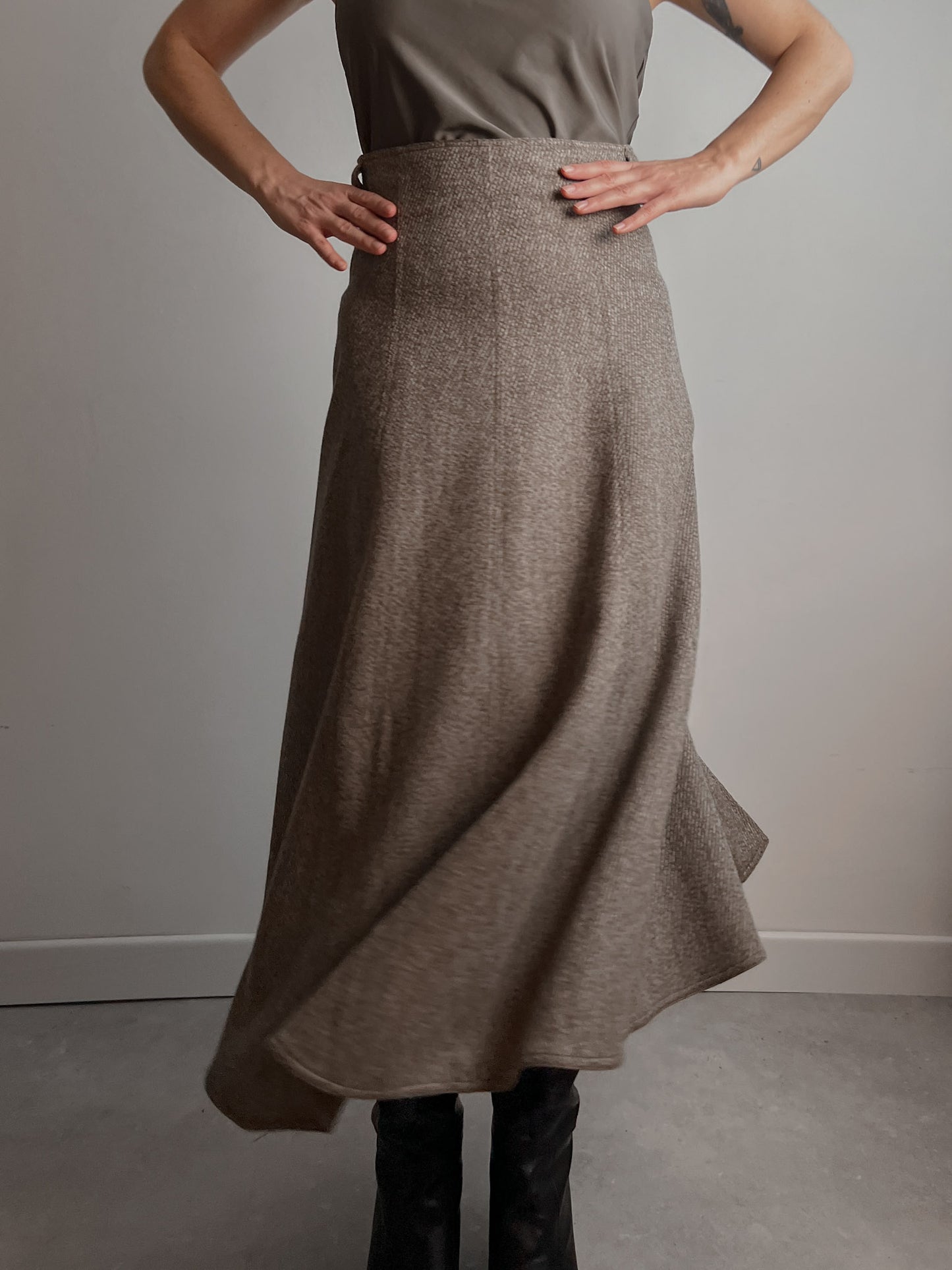 Pure virgin wool taupe long skirt