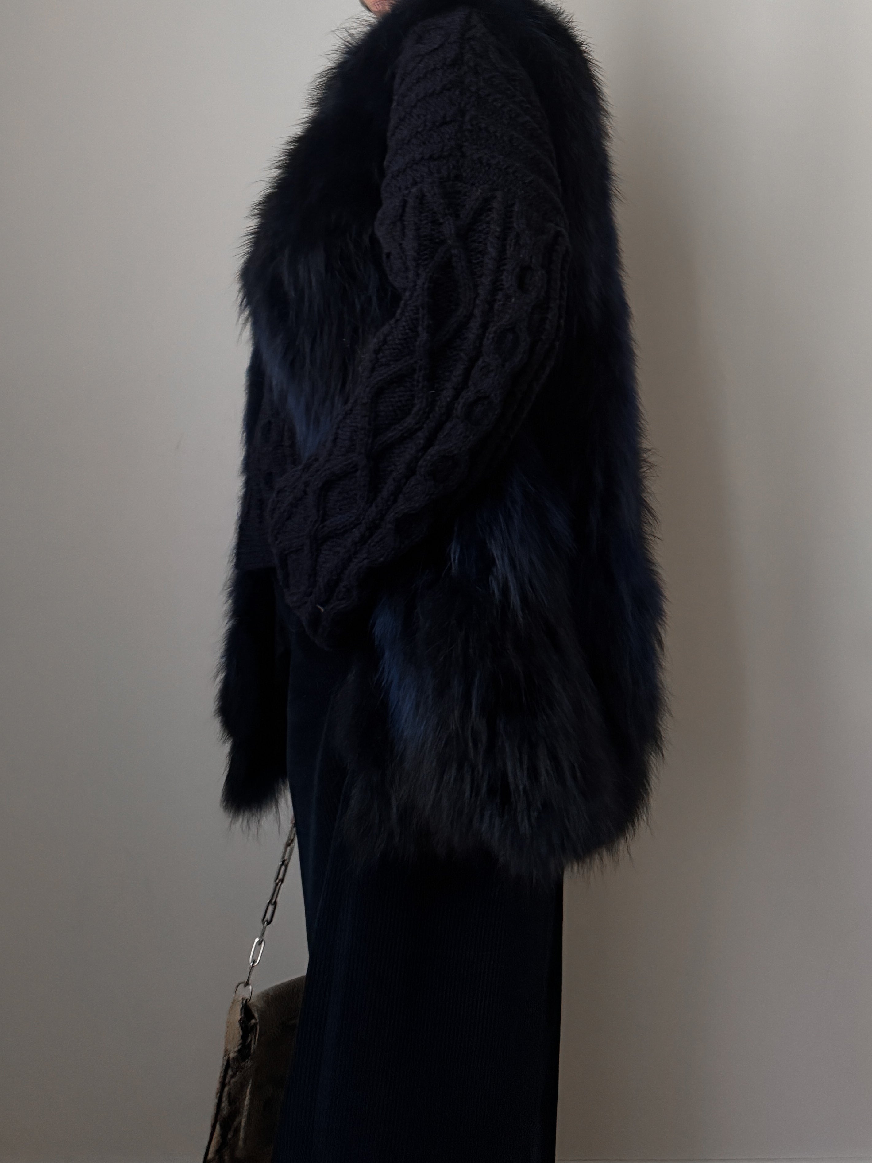 Real fur blue vest