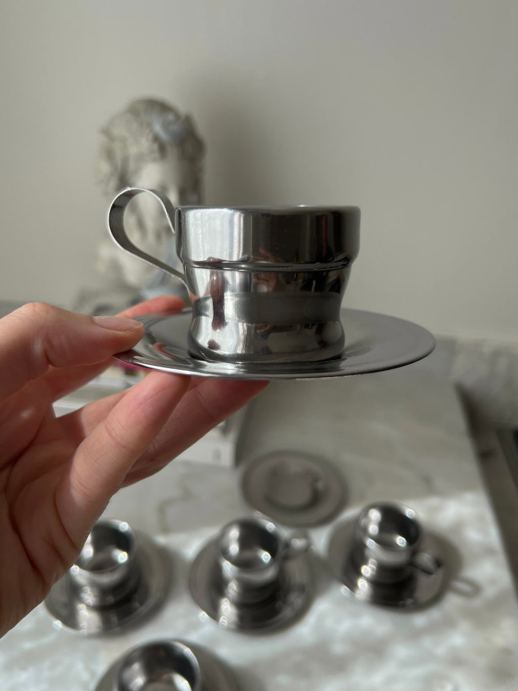 Tazzine e piattini da caffè in acciaio inox
