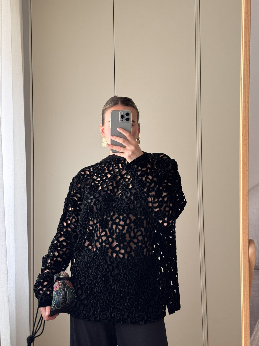 Velvet romantic black blouse