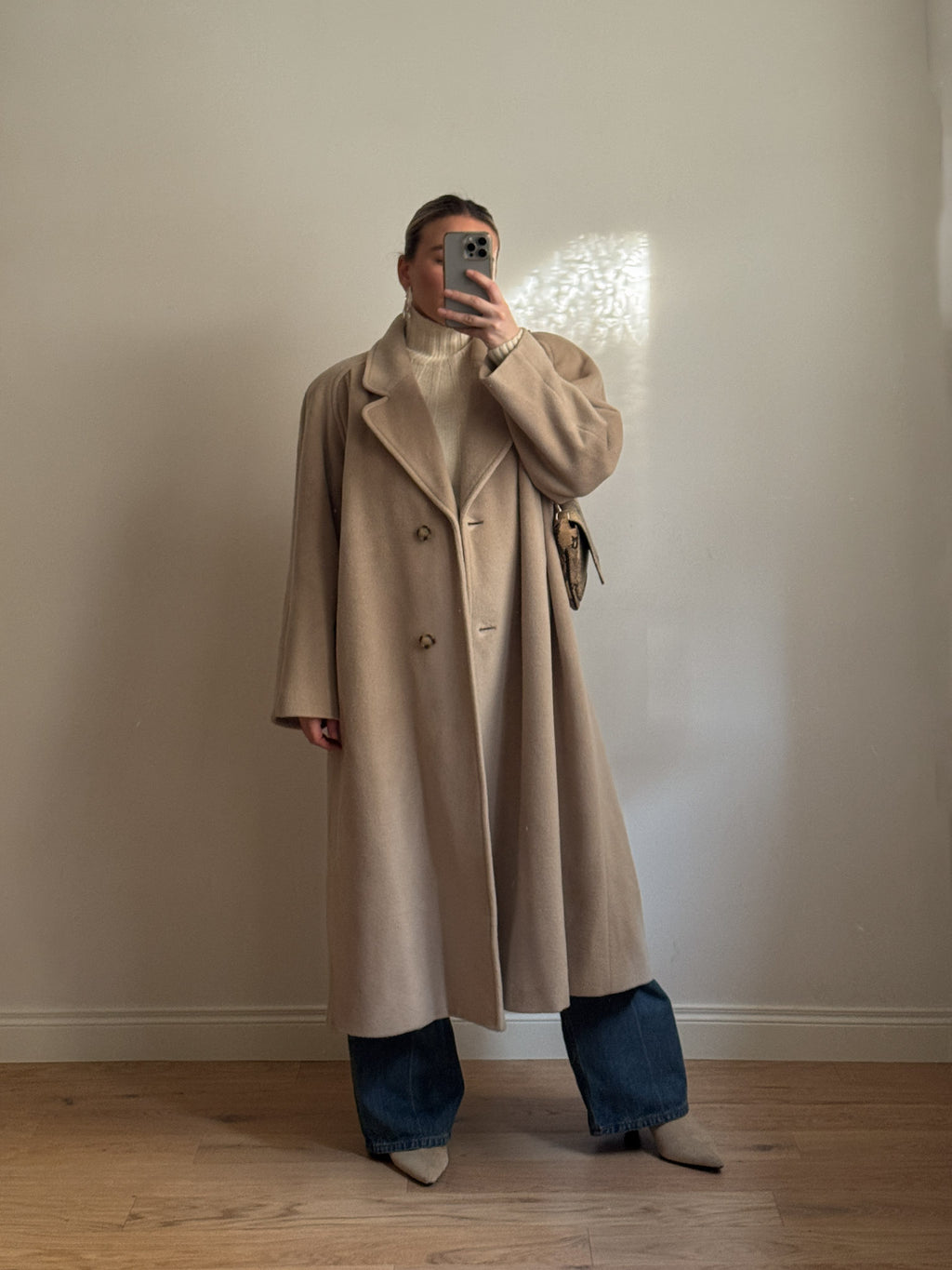 Pure virgin wool sand coat