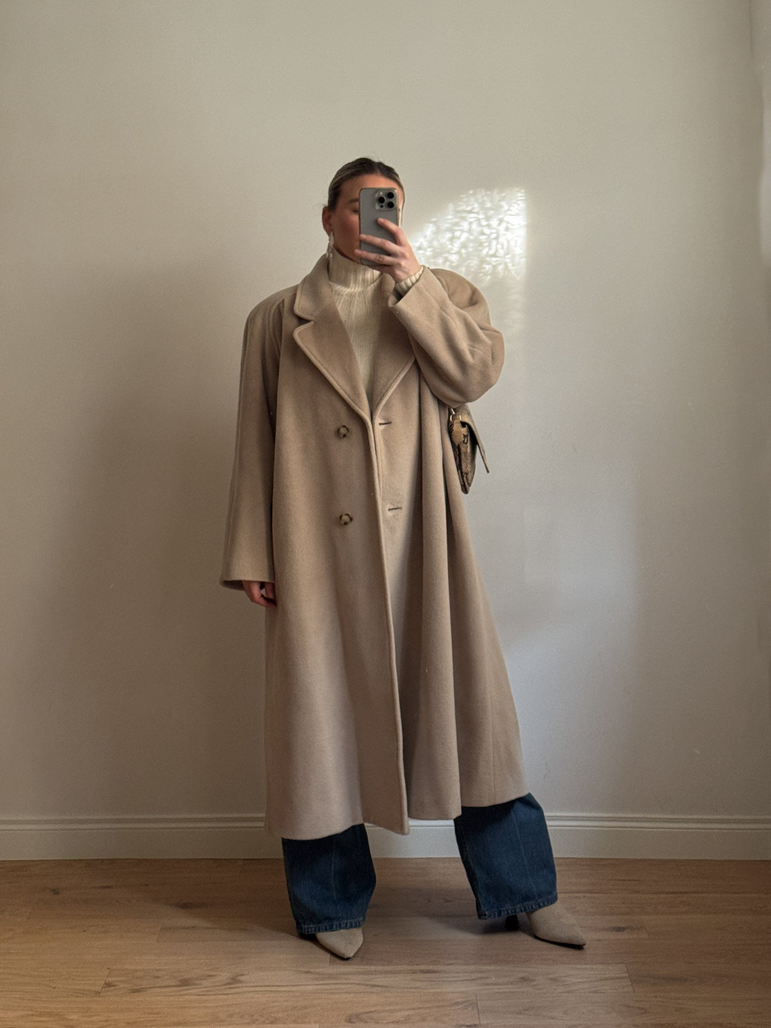 Pure virgin wool sand coat