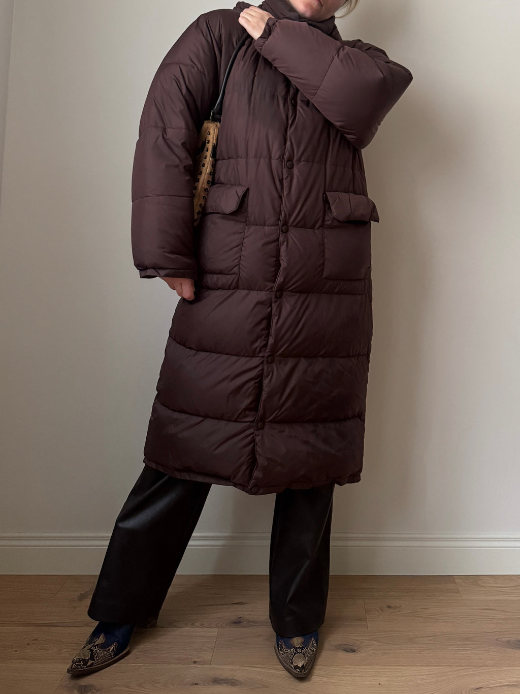 Guess real down brown long puffer