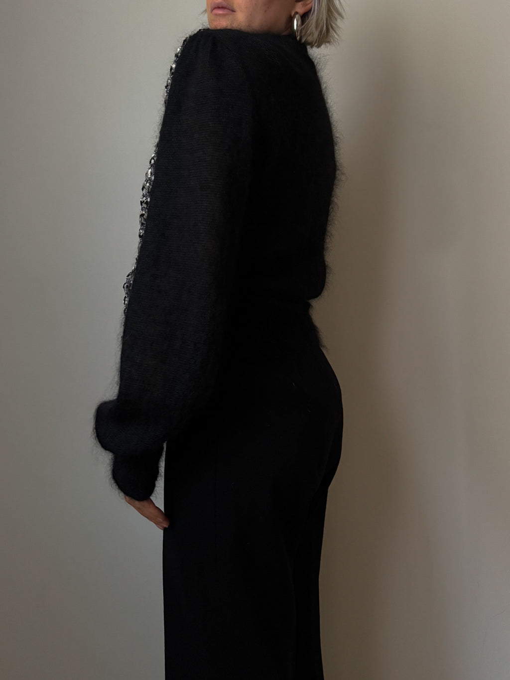 Mohair black and silver pull