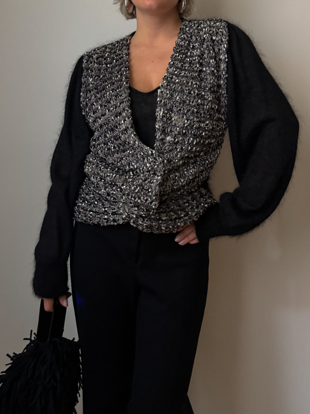 Mohair black and silver pull