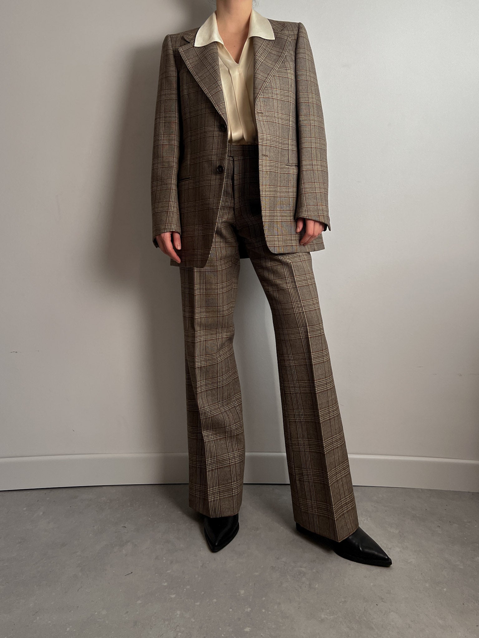 Pure virgin wool principe di Galles suit