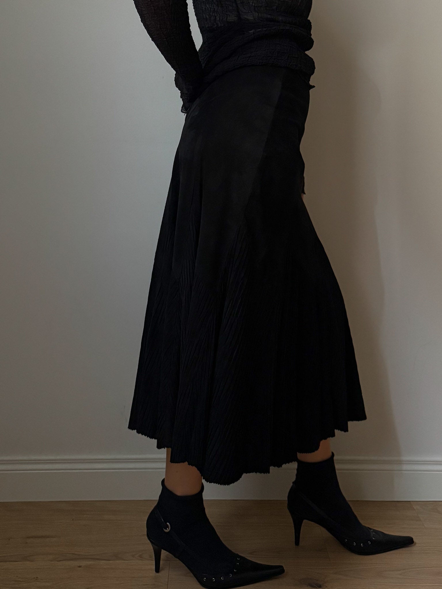 Real suede black skirt