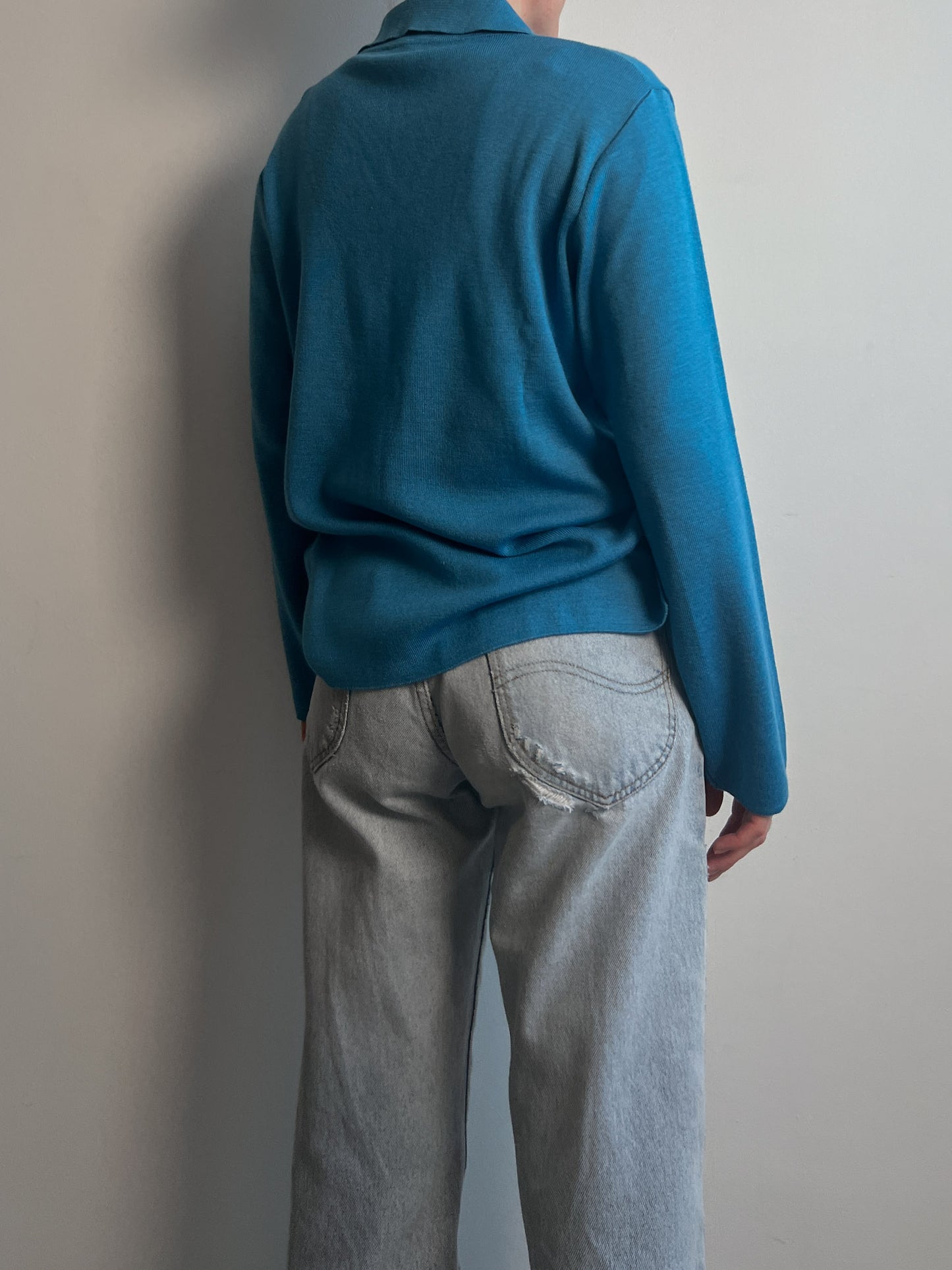 Merino wool azure sweater