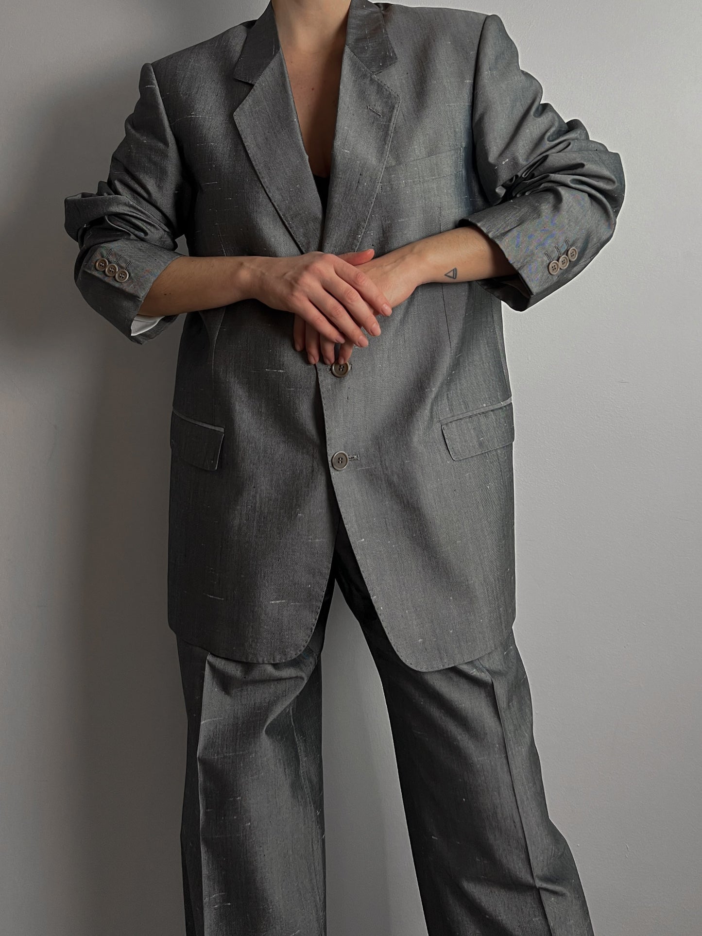 Pure shantung silk grey suit